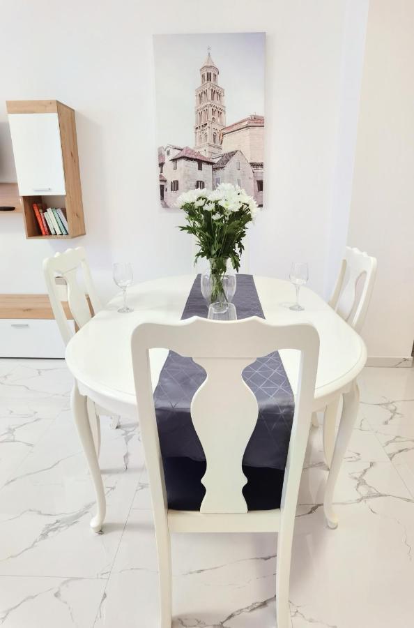 Apartments Andrea Split Bagian luar foto