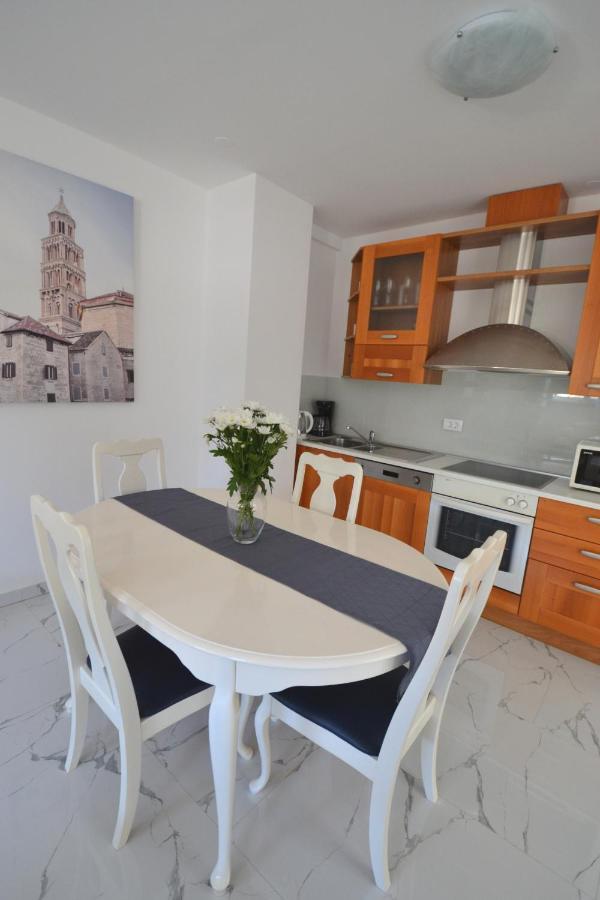 Apartments Andrea Split Bagian luar foto